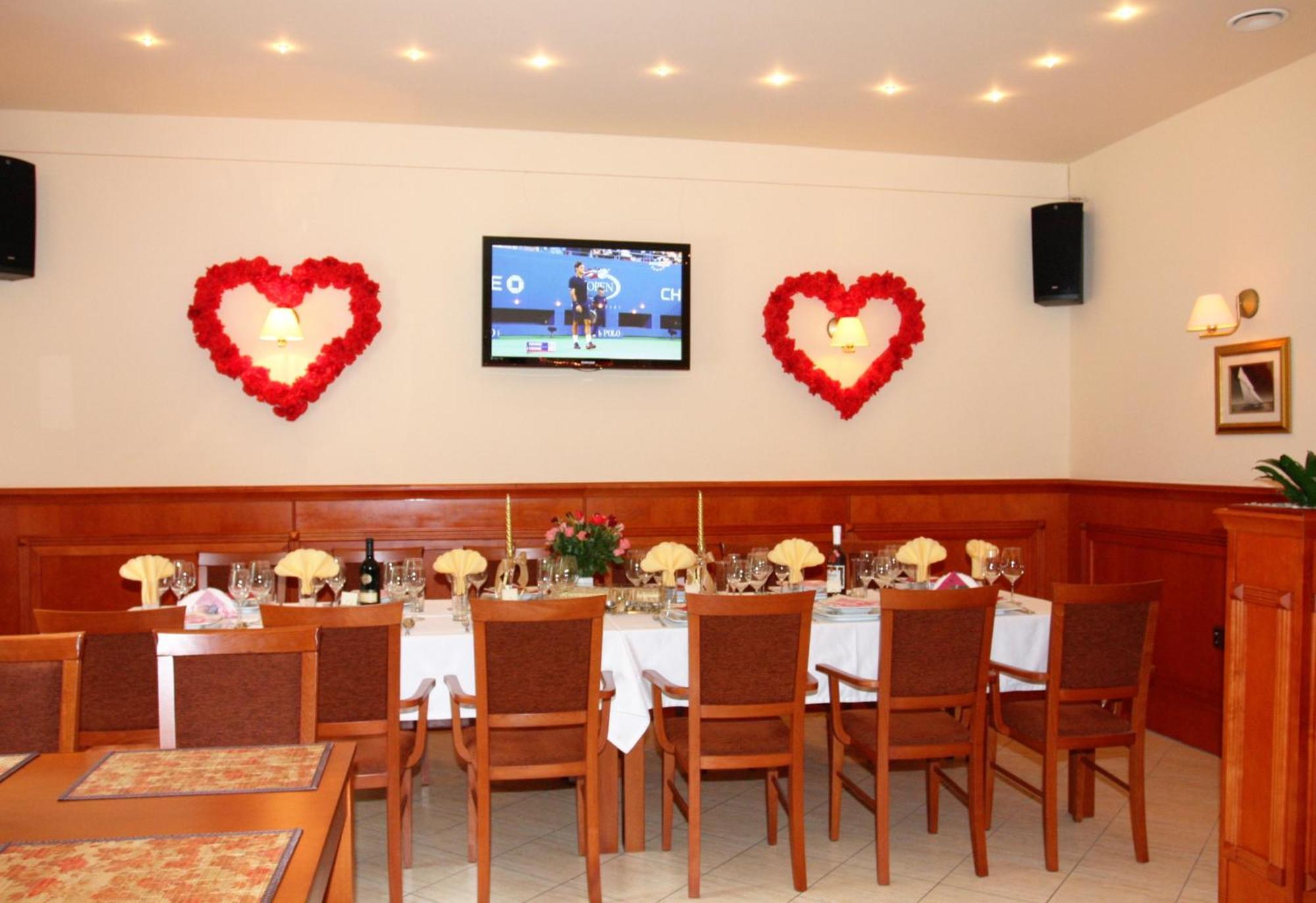 Hotel Korona Słubice المظهر الخارجي الصورة