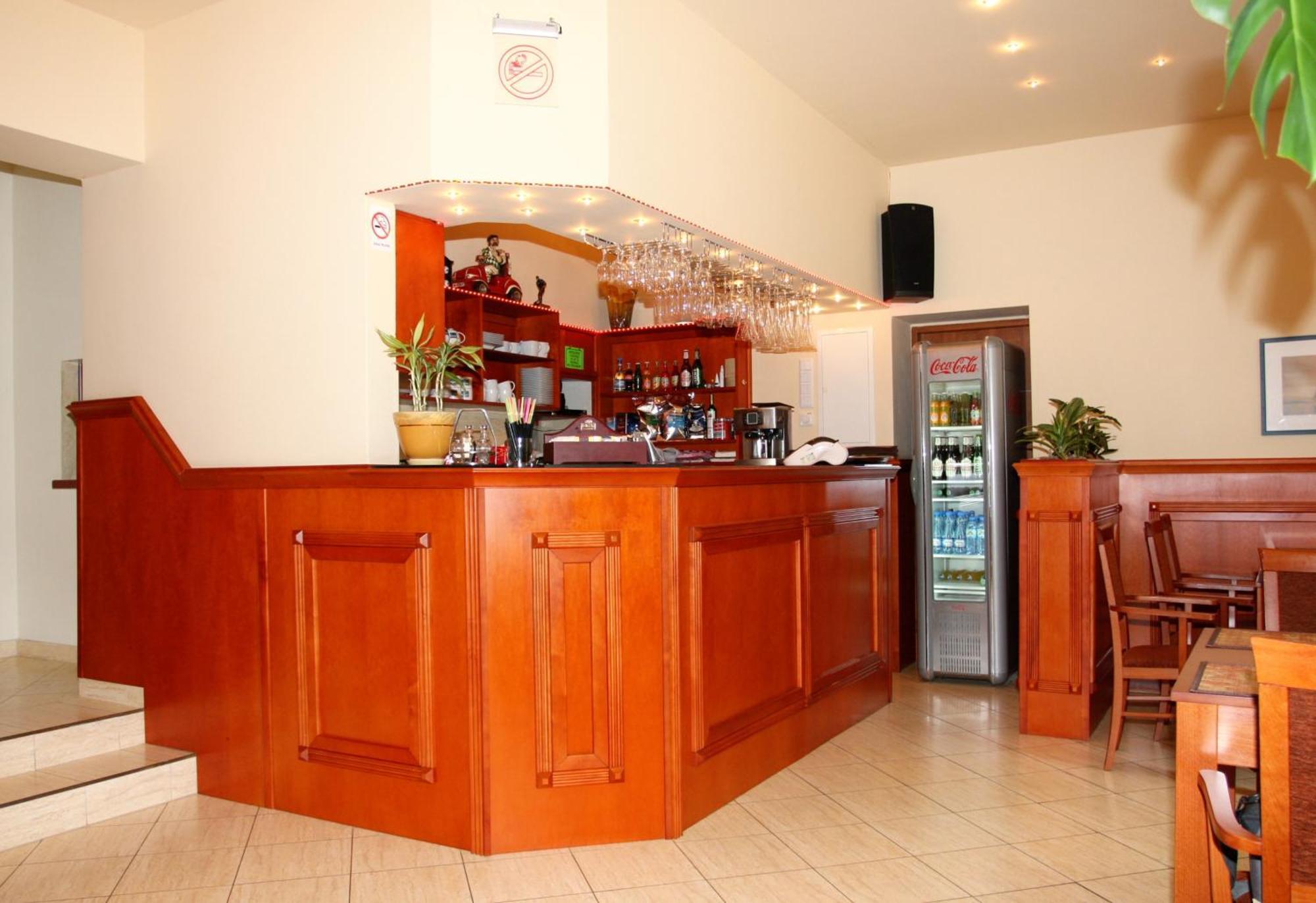 Hotel Korona Słubice المظهر الخارجي الصورة