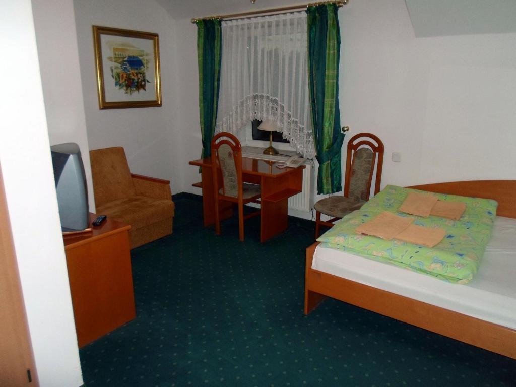 Hotel Korona Słubice الغرفة الصورة